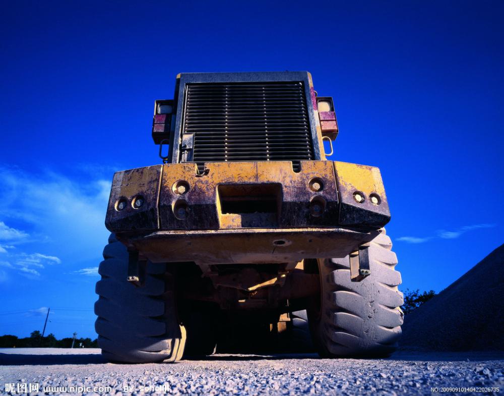 Heavy-Duty Construction Loader