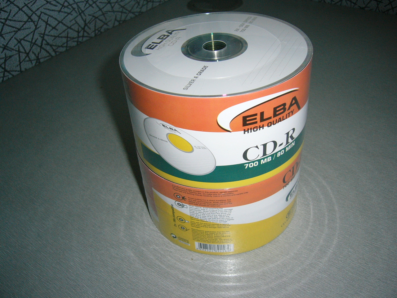 700MB CD-R Media for Data and Audio Recording | Merhein